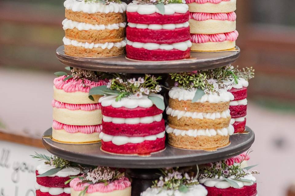 Mini Wedding Cake Tower