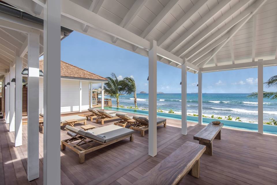 Restaurant on the beach