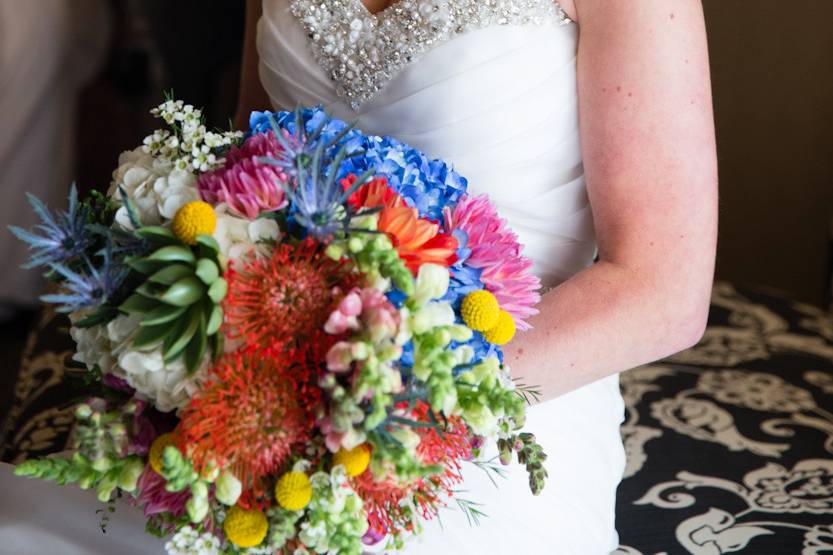 Petal Burst Flower Design Studio