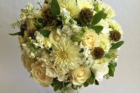 Petal Burst Flower Design Studio