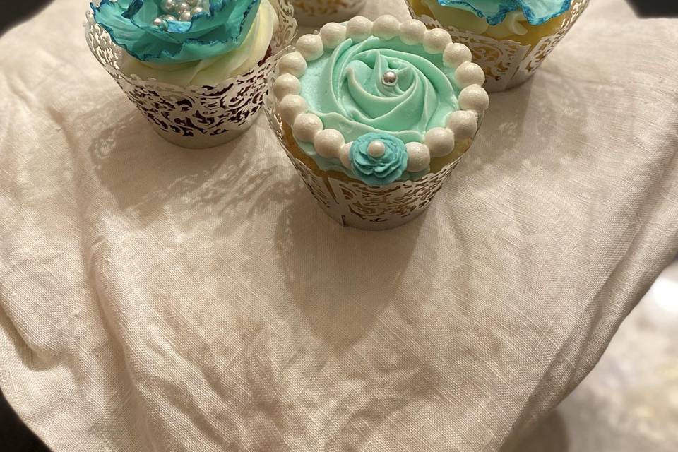 Bridal Cupcakes