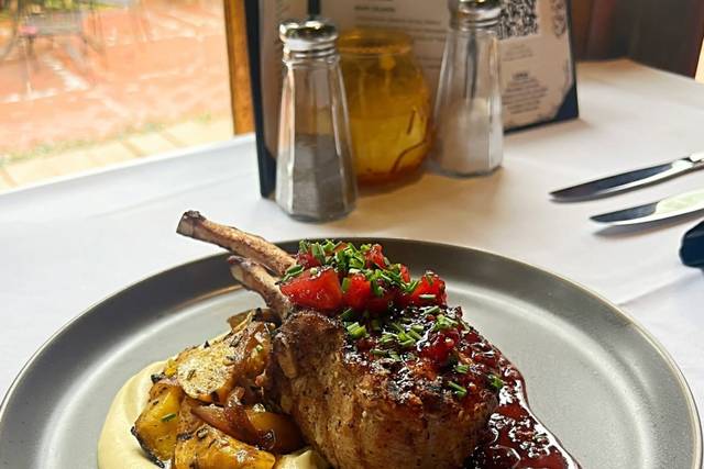 Double bone 32oz pork