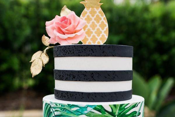 Tropical leaf cake