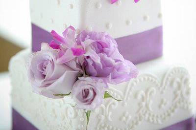 White and lavender cake