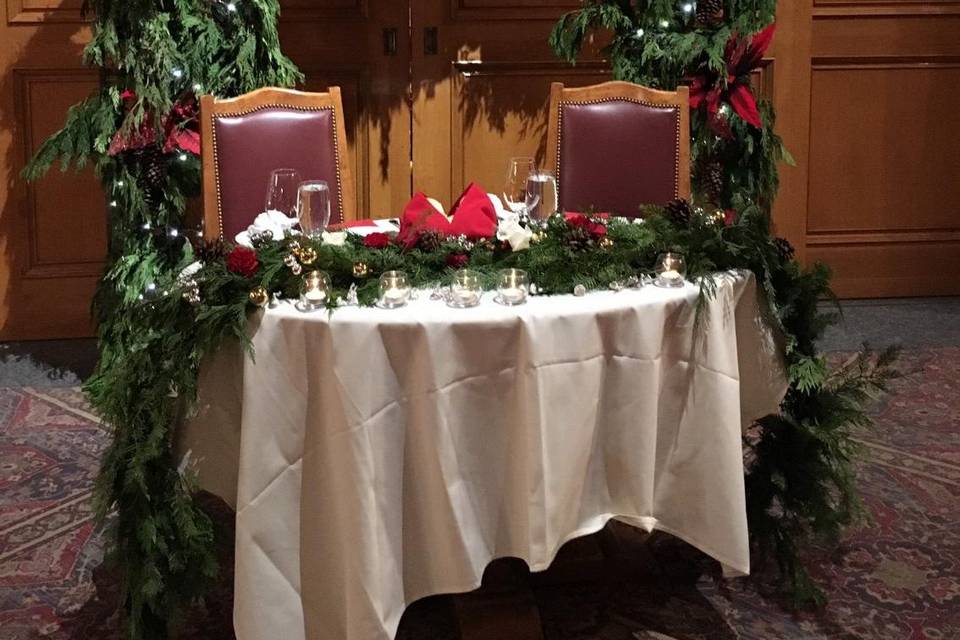 Sweetheart table, christmas