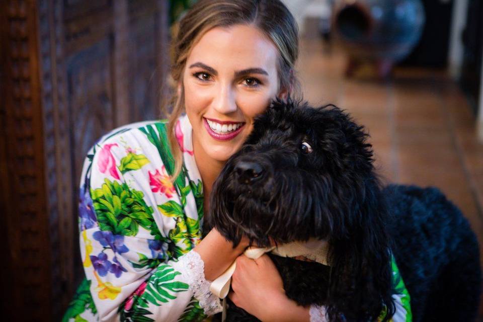 Pre wedding beautiful bride and her fur babypc: @beccaandhercamera