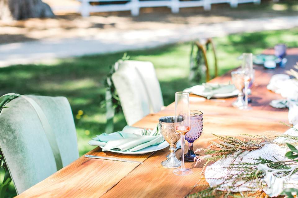 Head table place setting