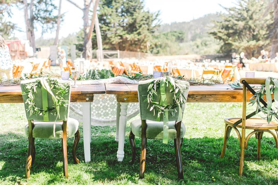 His and hers chairs