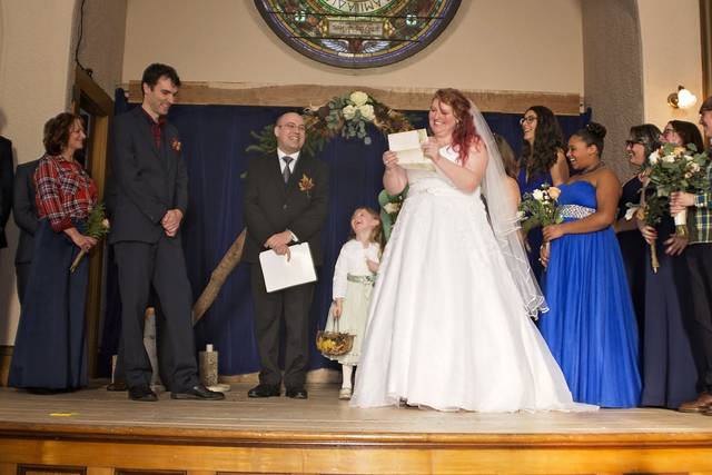 Exchanging the vows