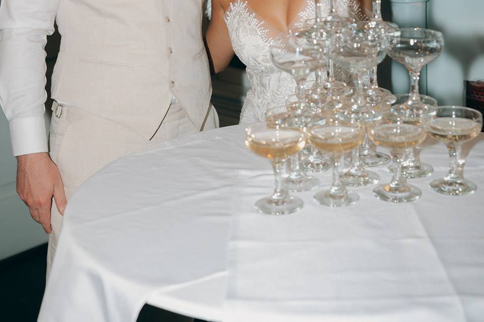 Champagne tower