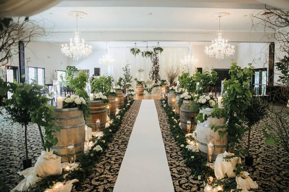 Aisle Decor