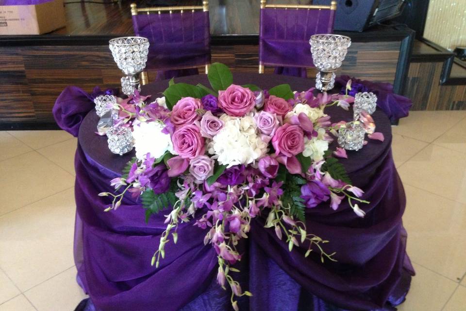 Violet table cloth
