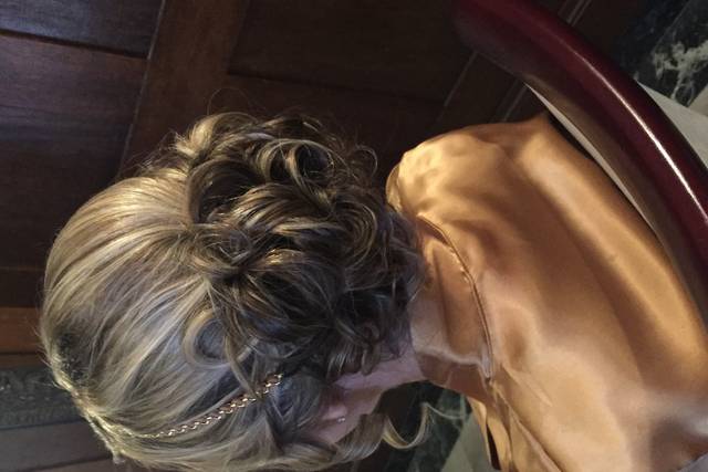 Blown Away Bridal- Hair & Makeup