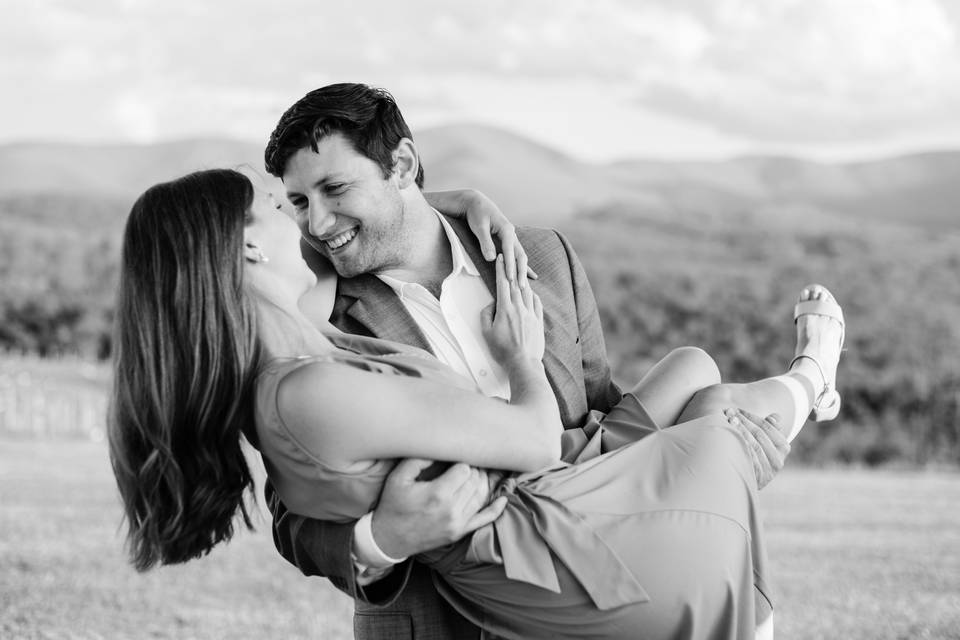 Elopement B&W - 12 Ridges