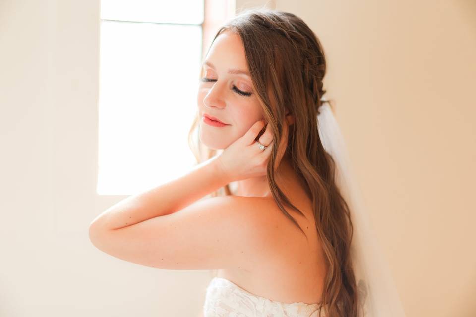 Andrea is a stunning bride!