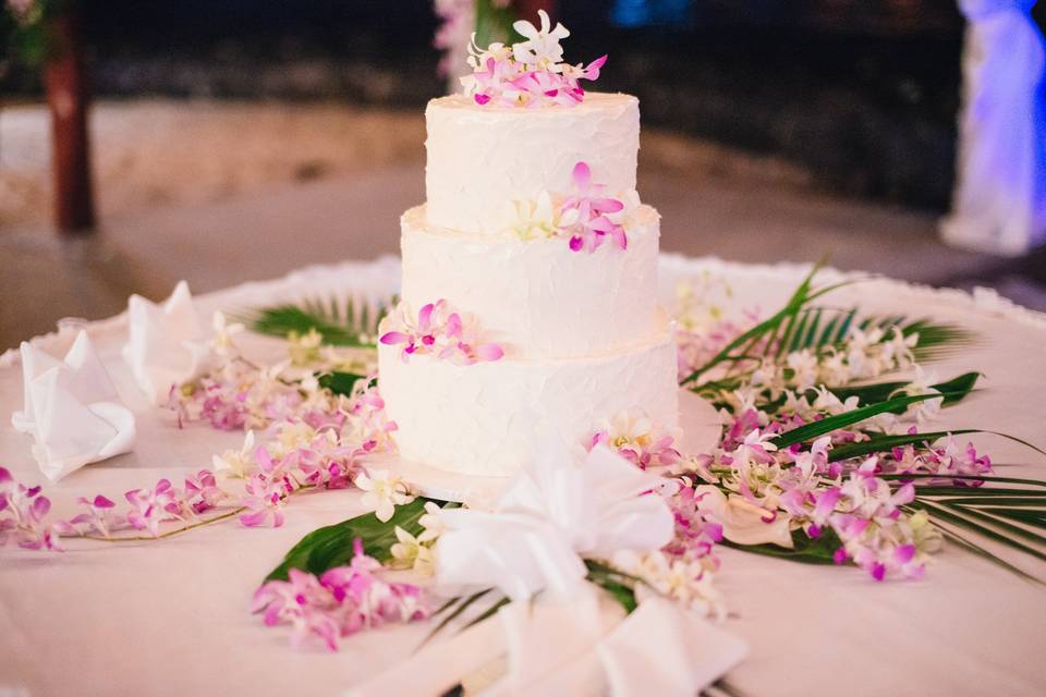 Multiple layered wedding cake