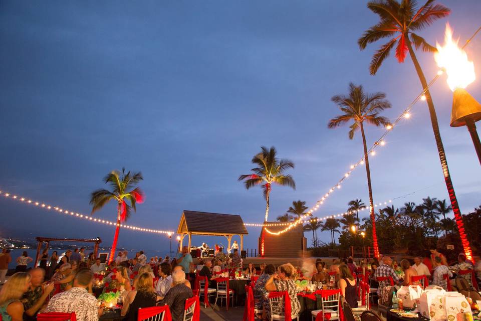 King Kamehameha's Kona Beach Hotel