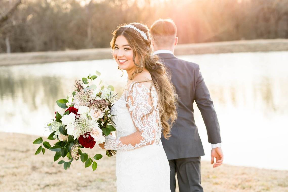 Texas Roadrunner Ranch - Barn & Farm Weddings - Ferris, TX - WeddingWire