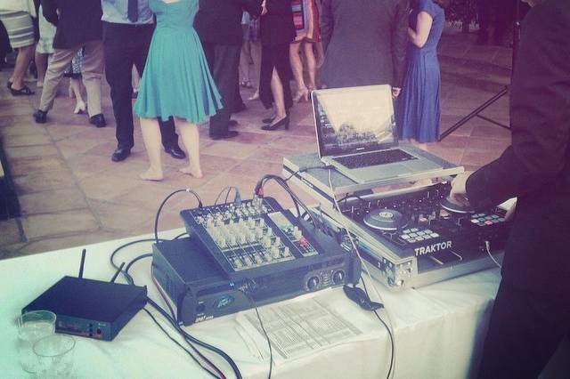 Electric Entertainment DJs