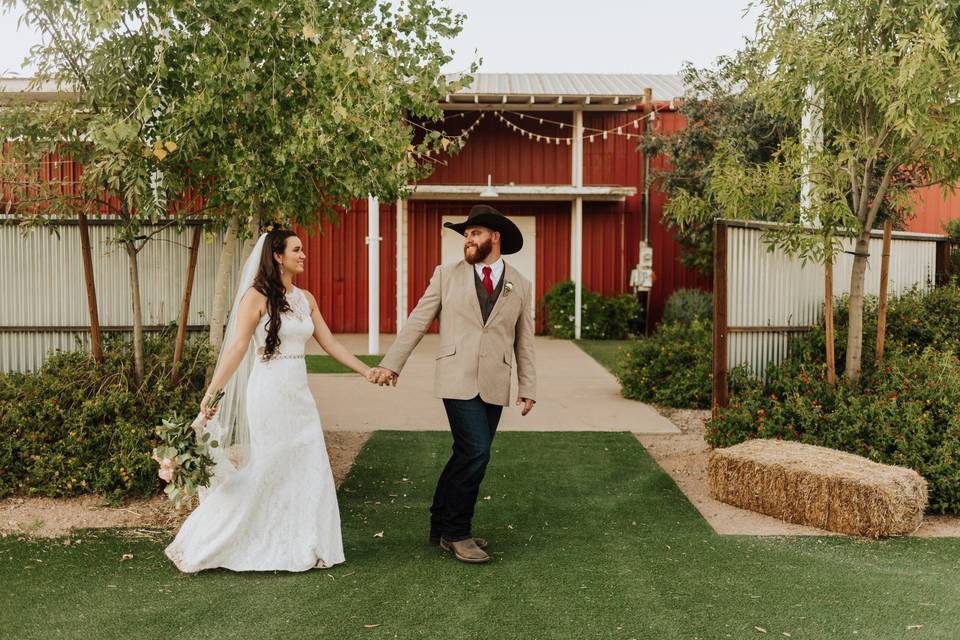 Weddings at Schnepf Farms