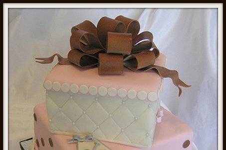 Gift packages wedding cake, Yuma Arizona Wedding Cake