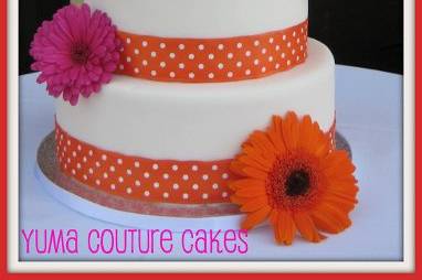 Fondant with gerbera daisies.