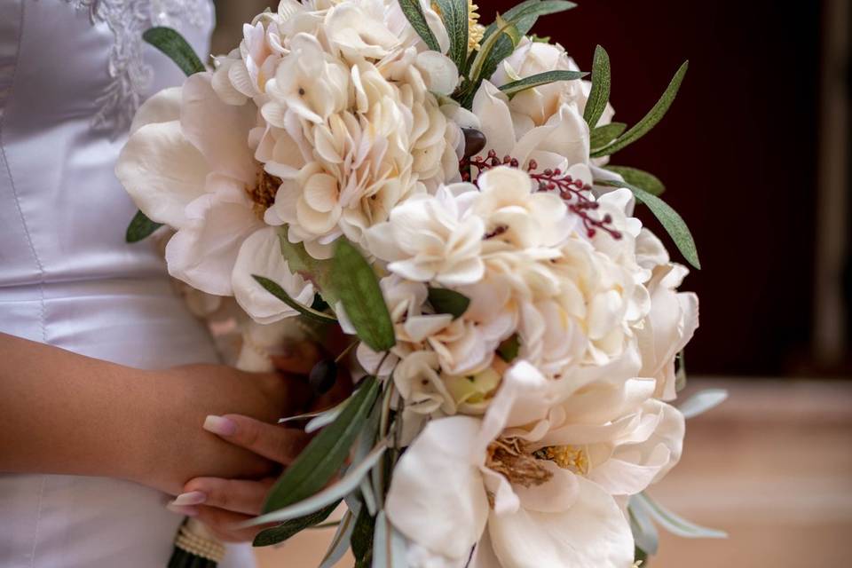 Tuscan Lace Bridal Bouquet