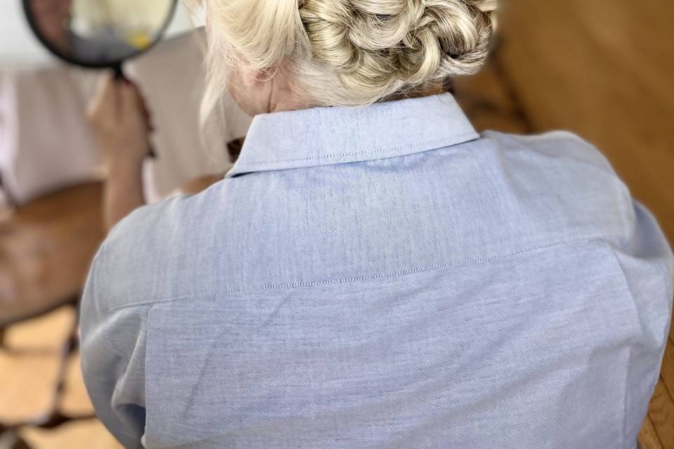 HAIR SIDE VIEW: Textured Updo