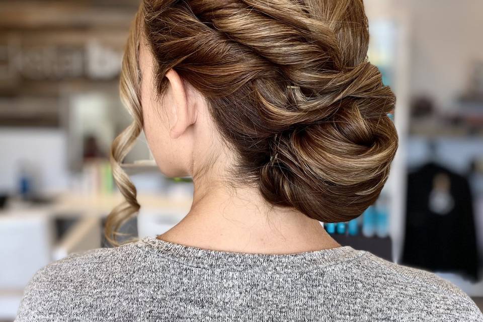HAIR SIDE VIEW: Textured Updo