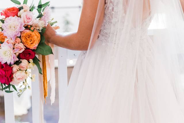 Elliot Blue Photo + Film - Bride