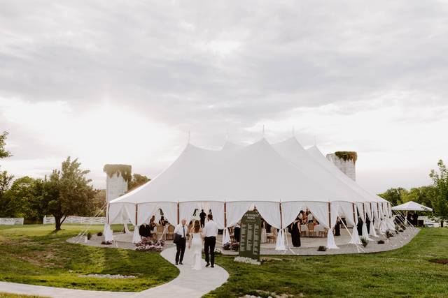 Sailcloth tent