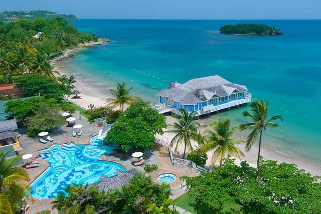 Sandals Halcyon Beach