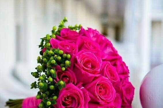 Fuschia pink rose bridal bouquet
