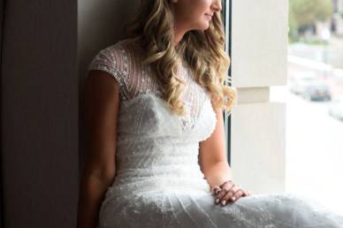 Big Curls and Halo extensions