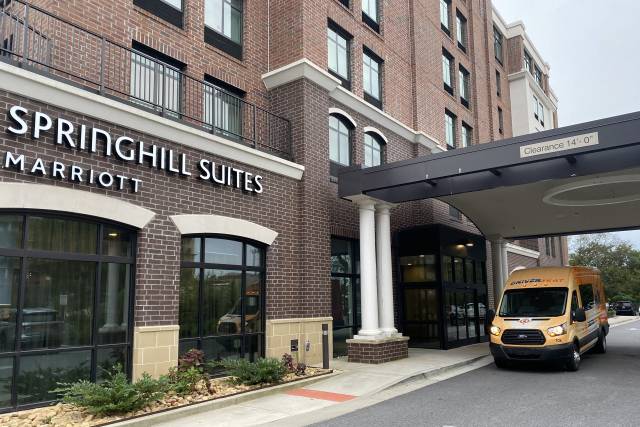 Hotel Guest Shuttle to Wedding