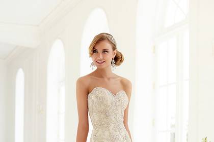 Sweetheart neckline