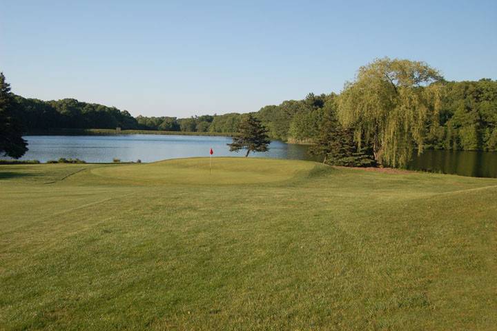 Manchester Country Club