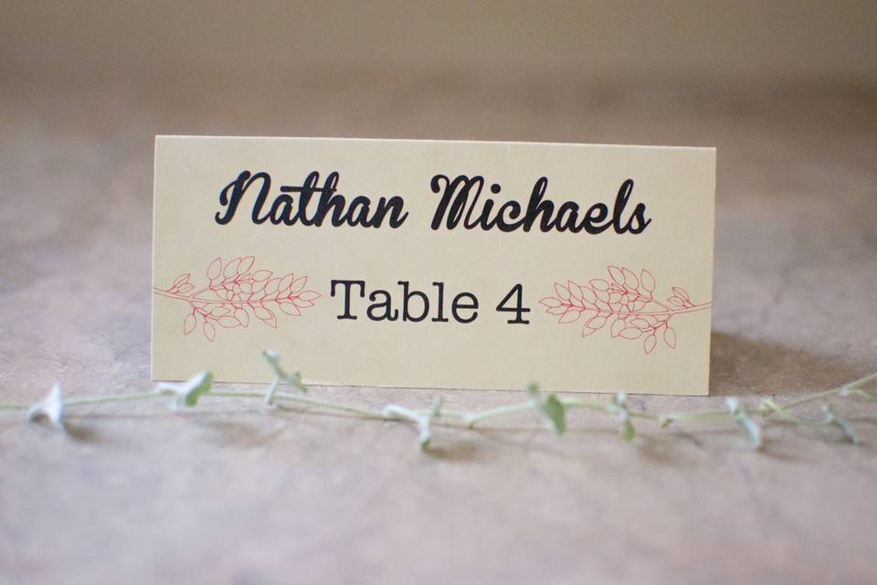 Leafy place cards