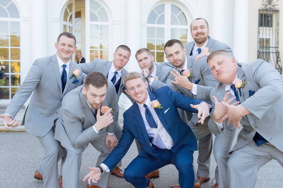 Groomsmen