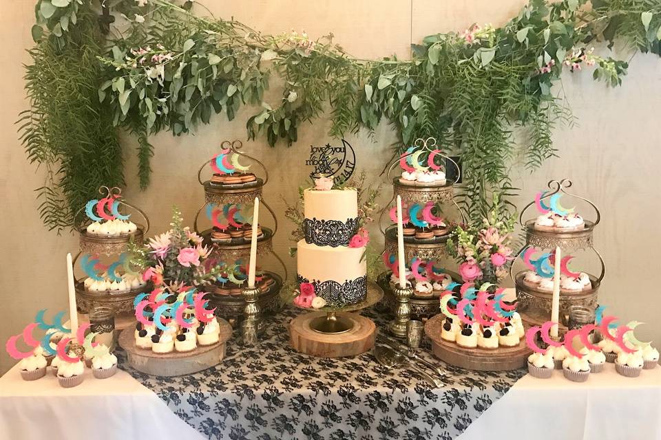 2-tier wedding cake