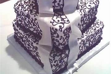 Scrolls and bows
