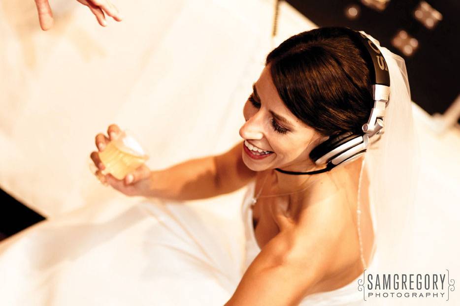 Bride wearing the headphones