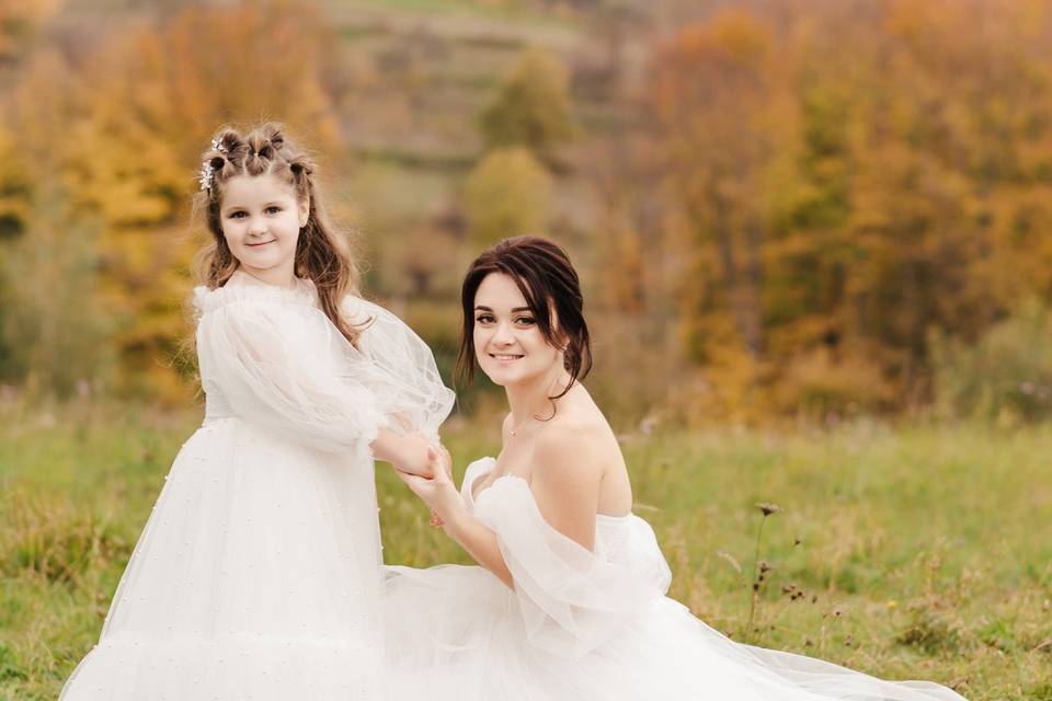 Bride & daughter