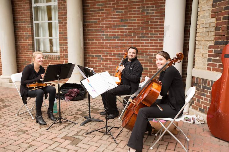 Jill Wright Crist, cellist