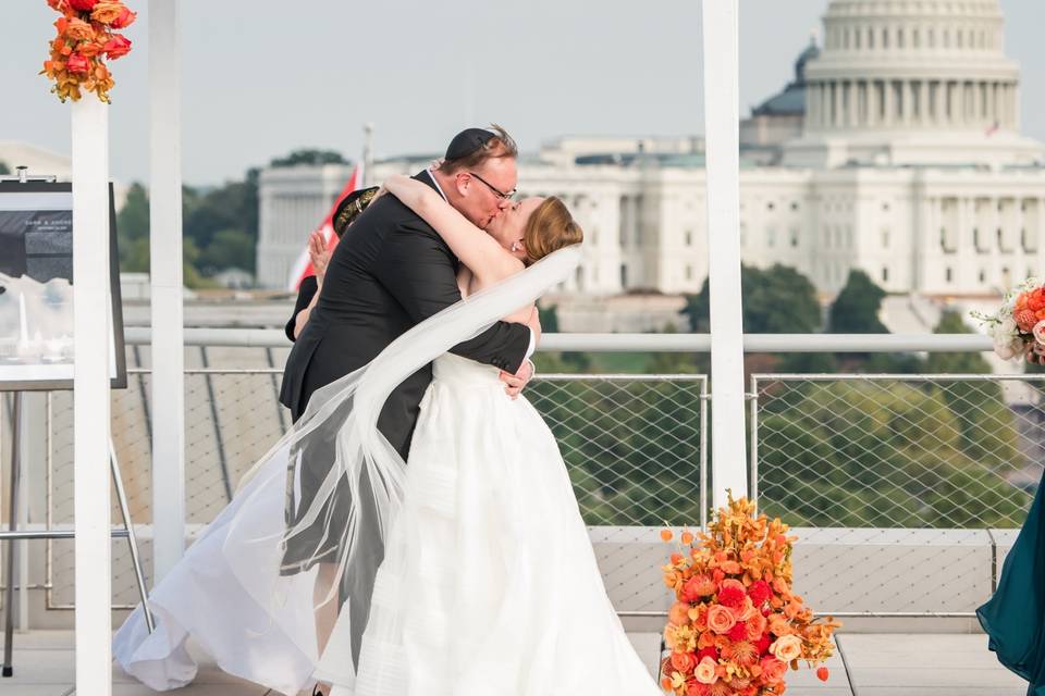 Modern rooftop wedding