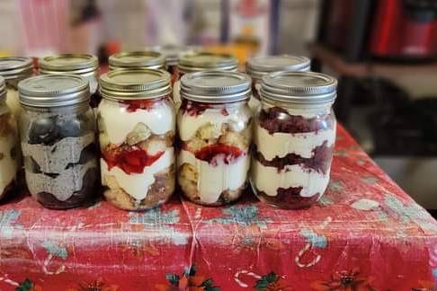 Cake jars