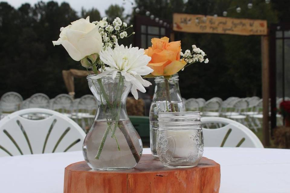 Rustic Wedding Table Decor