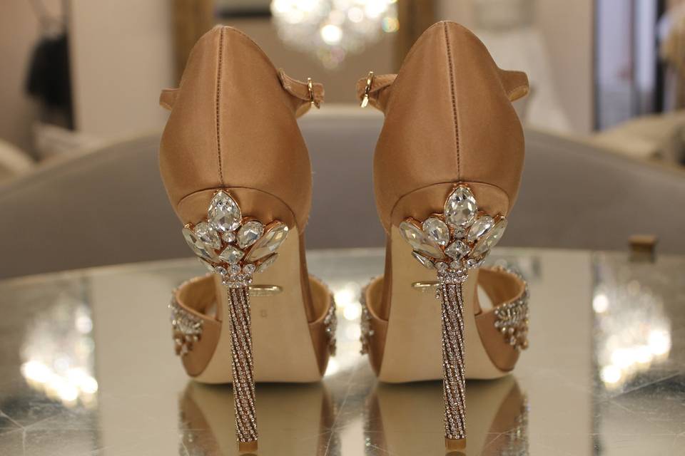 Badgley Mischka decorative heels