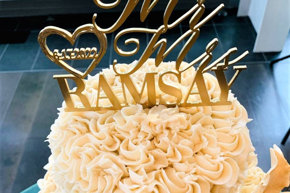 Saranna n Brett's wedding cake