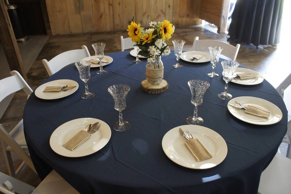 Navy blue linens